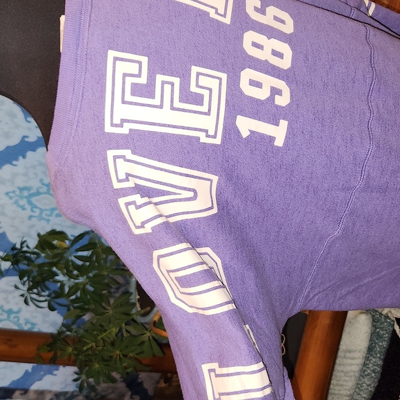 Victoria's Secret PINK Purple Top - Picture 5 of 9